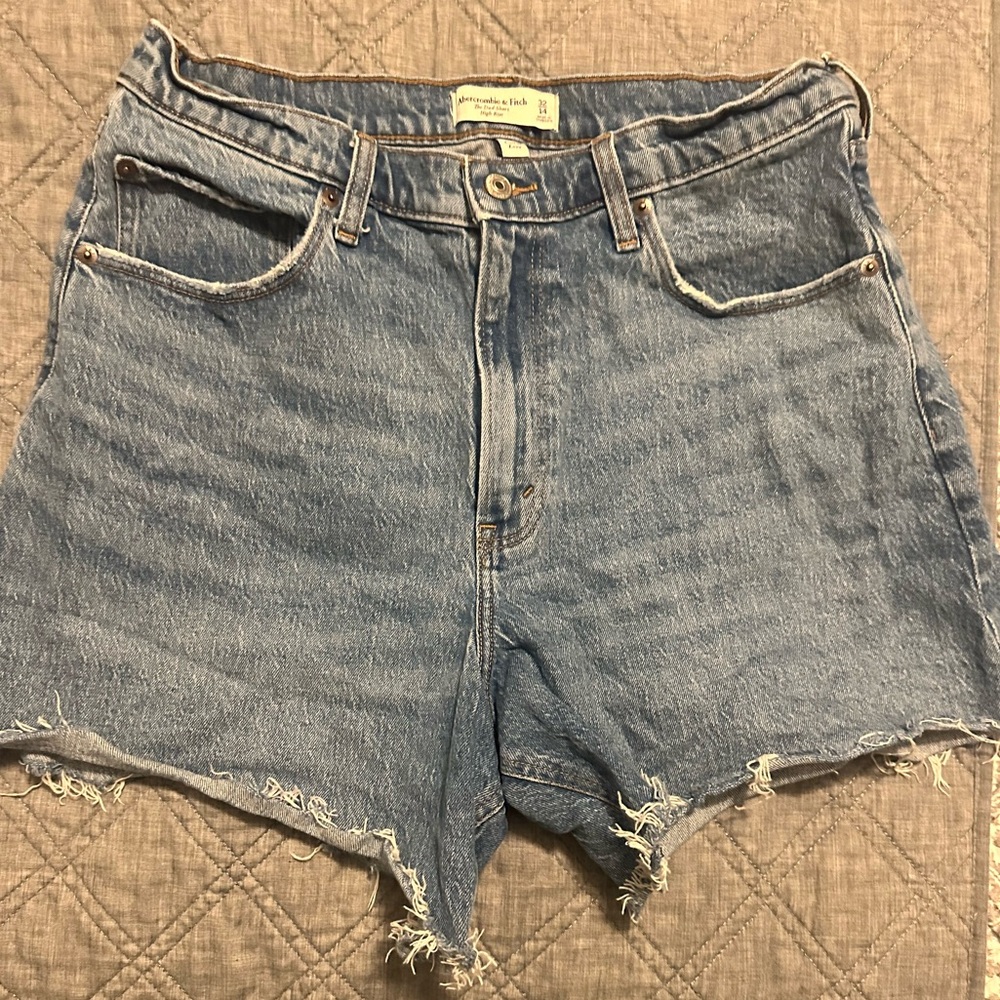 Abercrombie Curve Love Dad Shorts